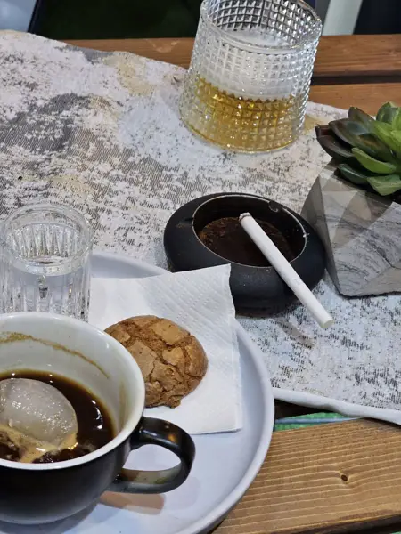 کافه سایه