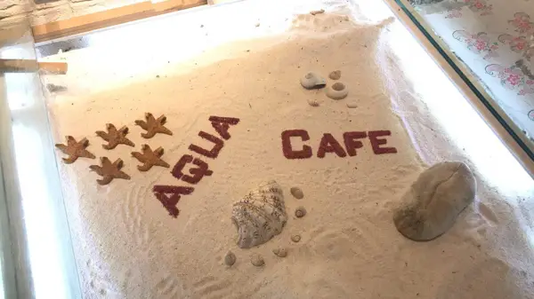 Aqua Cafe آکوا کافه