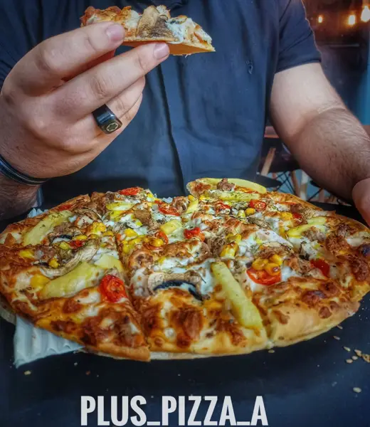  Plus_pizza_a