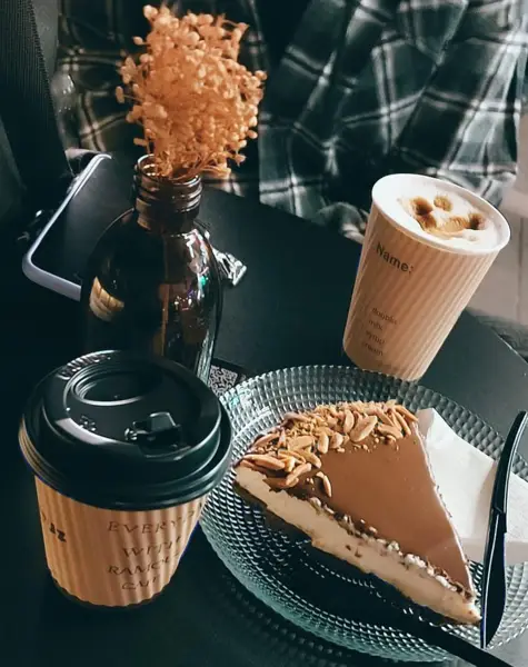  Ramouz Cafè bakery