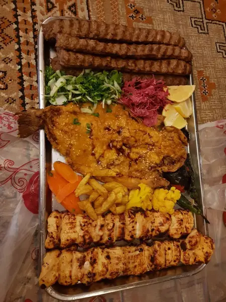  رستوران جم نشین