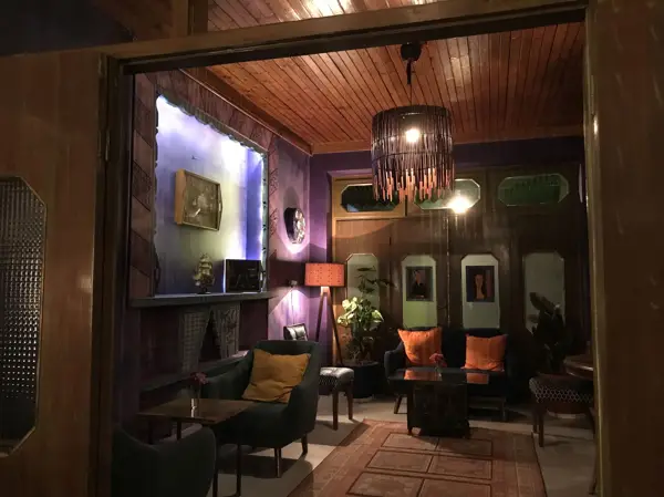 Soho cafe gallery