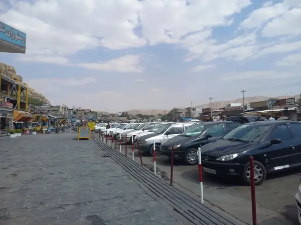 رستوران شاندیز آبشار