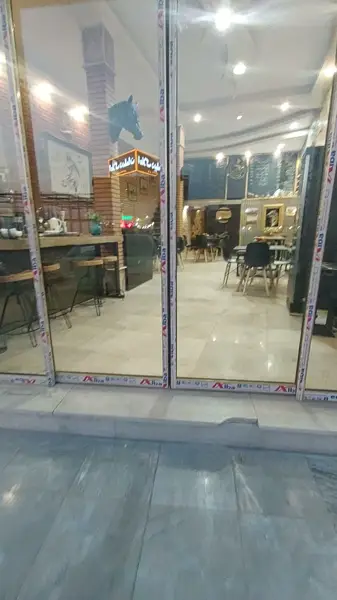 Cafe Savarkar کافه سوارکار