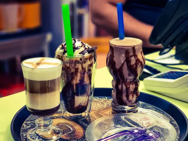 کافی شاپ رستاک