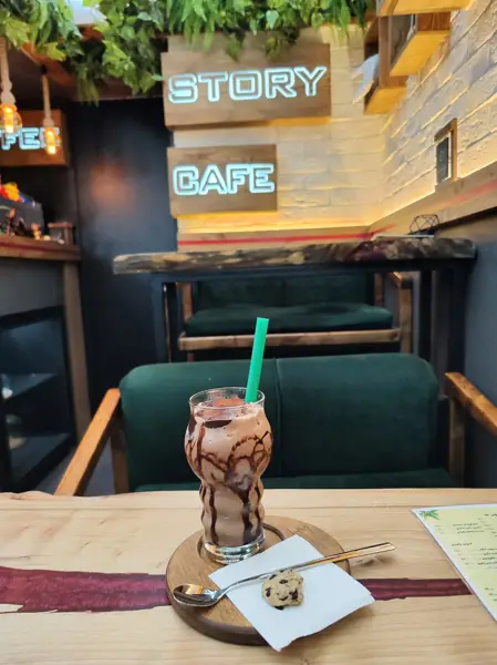  Story café