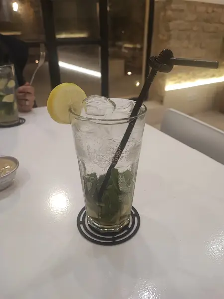  کافه رستوران گریلا Grilla cafe and restaurant