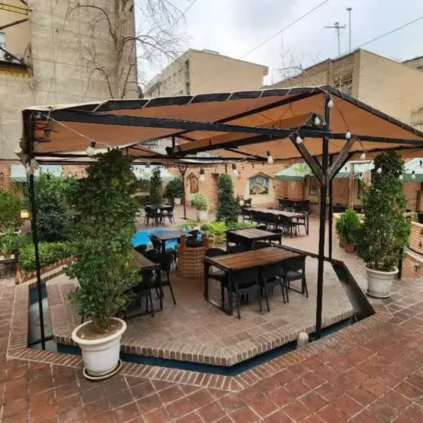 عمارت آفرید