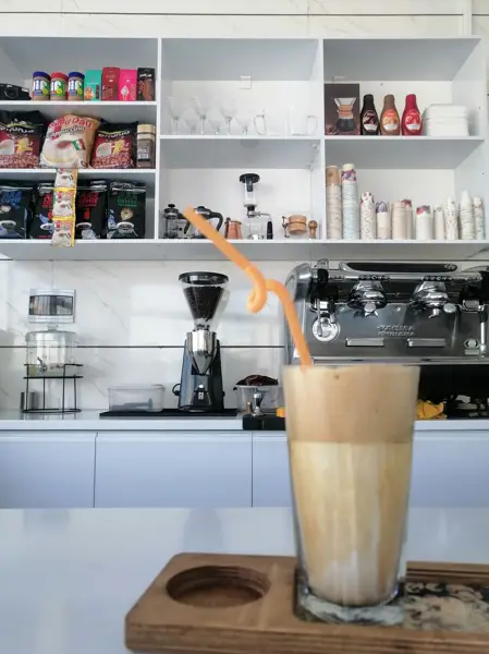  کافه آرون Cafe aron
