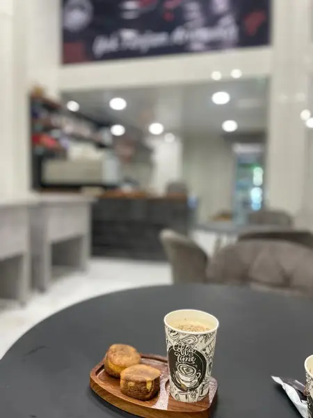  کافه صبحانه خوری شادمهر