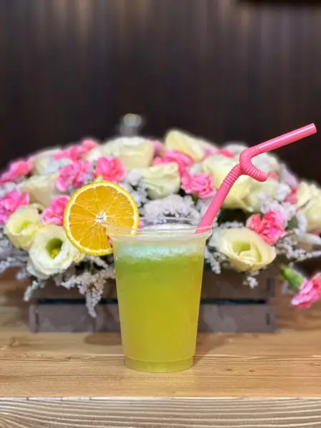  کافه آبمیوه و بستنی drink