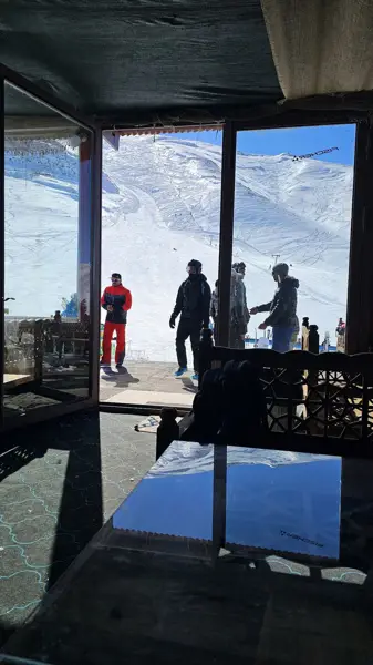  کافی شاپ و فست فود پیست اسکی