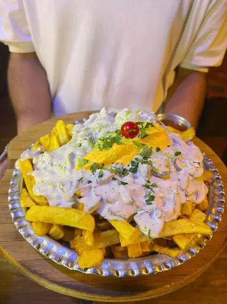  کافه گلدون
