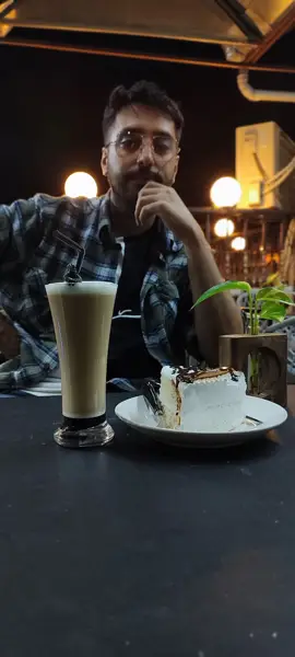  کافه آقای میم