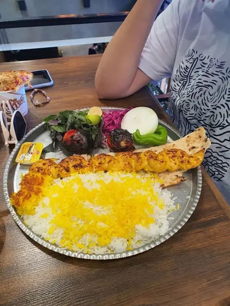  کافه و رستوران داژیار
