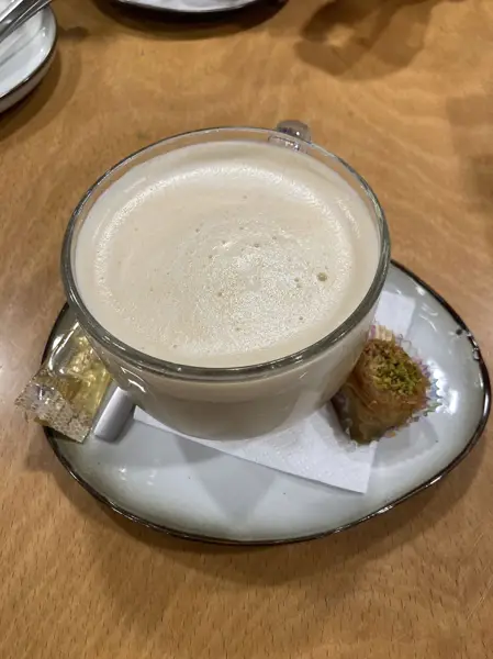 کافه شهر کتاب مرکزی