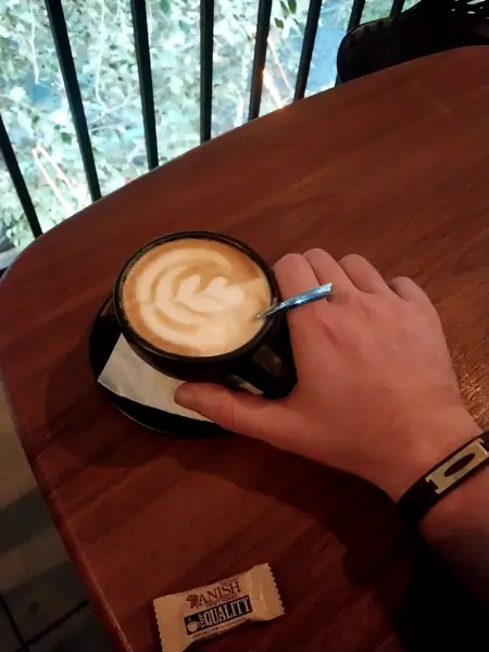  petous cafe | کافه پتوس