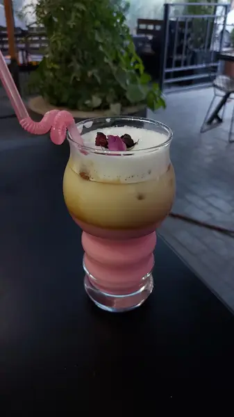  Cafe cama