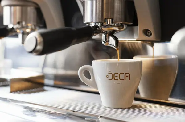  Cafe Deca