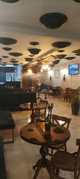  Cafe bronze
