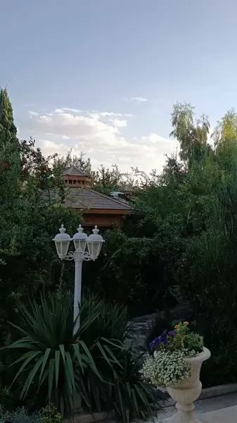  باغ رستوران نقش جهان