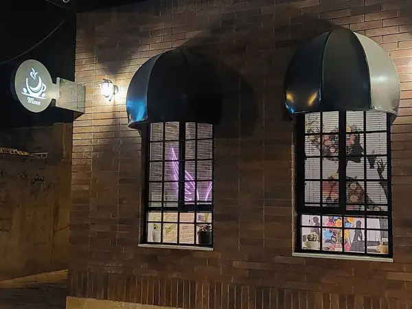  Cafe moon