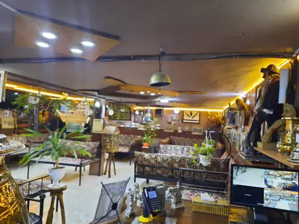  کافه دبش