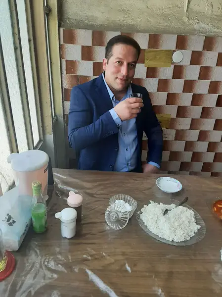 غذا خوری محمودکیهانی