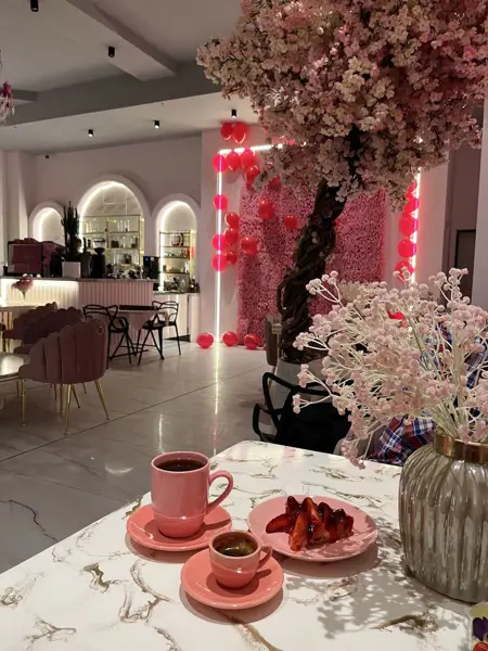  کافه پینک هاوس