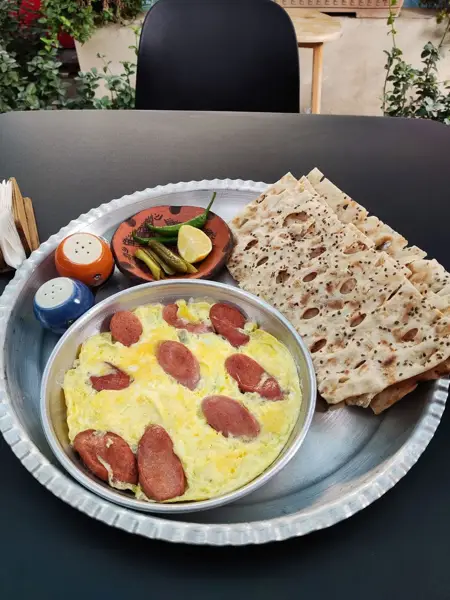  بوفه خانه خلاق ب