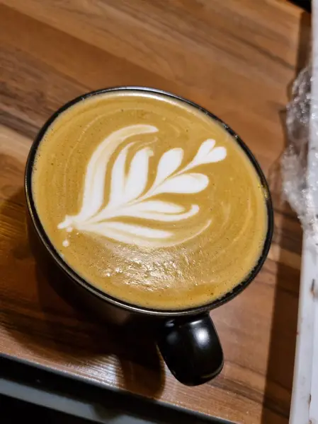 Cafe Kambiz