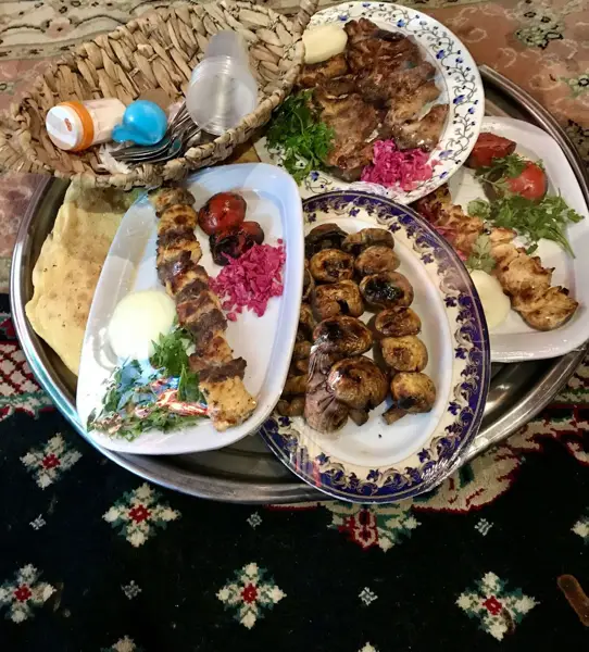  کافه رستوران قایم
