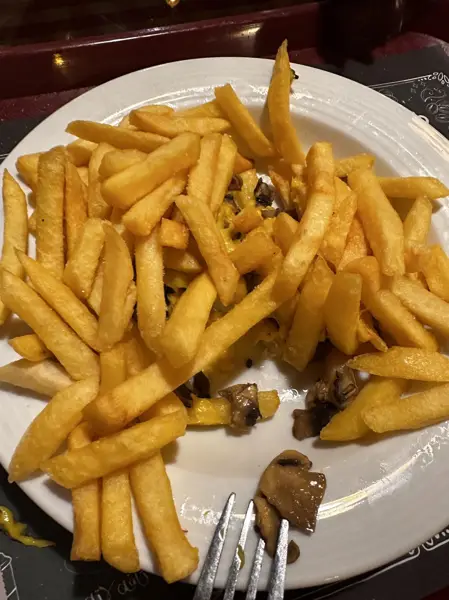  کافه برگر باروک