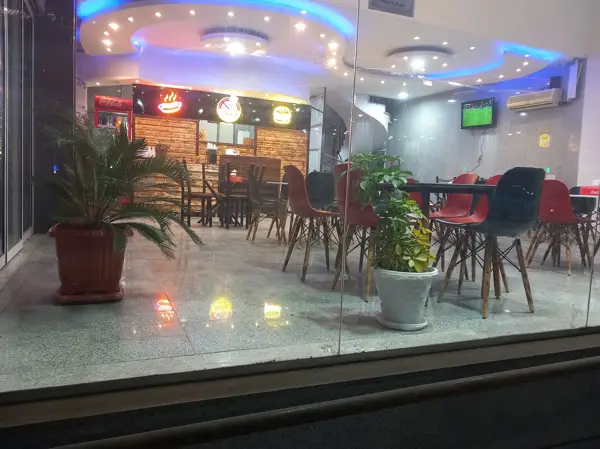  فست فود چنیکا
