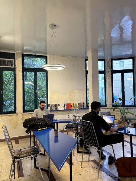 صندلی اشتراکی ساعتی