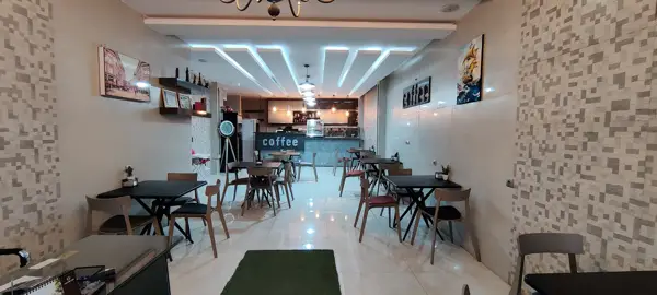 کافه روشن