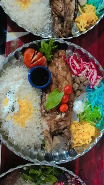  کافه رستوران پارک وی