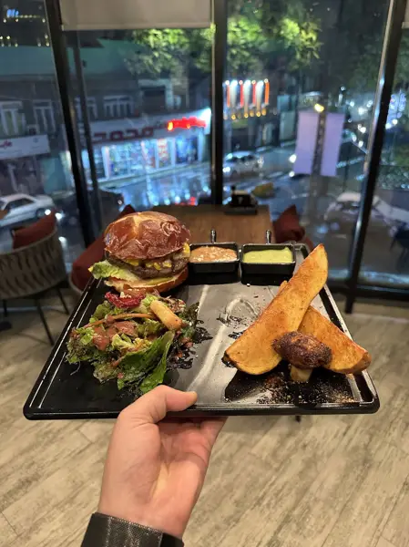  Kamarad Cafe & Hookah Lounge <> کافه رستوران کاماراد