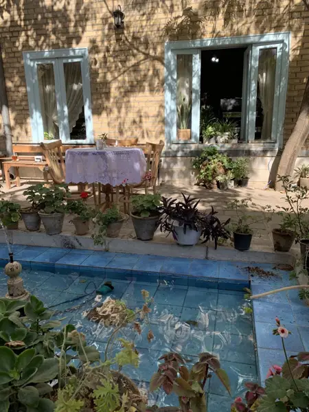  کافه حوالی-خانه تاریخی پیشه وران