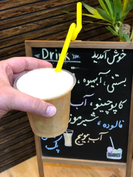 کافه آبمیوه و بستنی drink