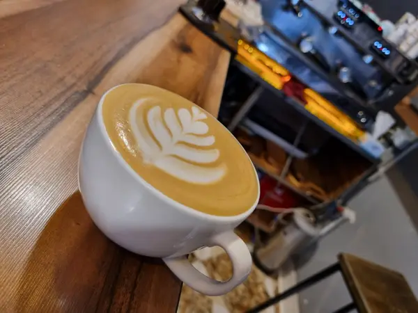 Cafe Kambiz