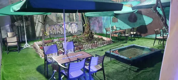  کافه کاریزما karizma caffe
