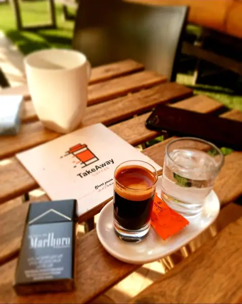  TakeAway Coffee