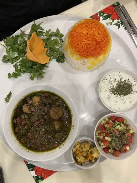  کافه رستوران گیاهی مهر میترا
