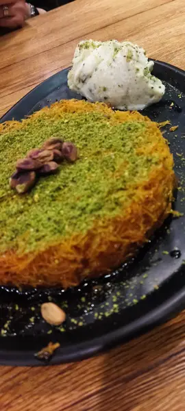  کافه باقلوای ترکی علی کنتیا