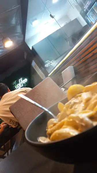  Cafe Cinema