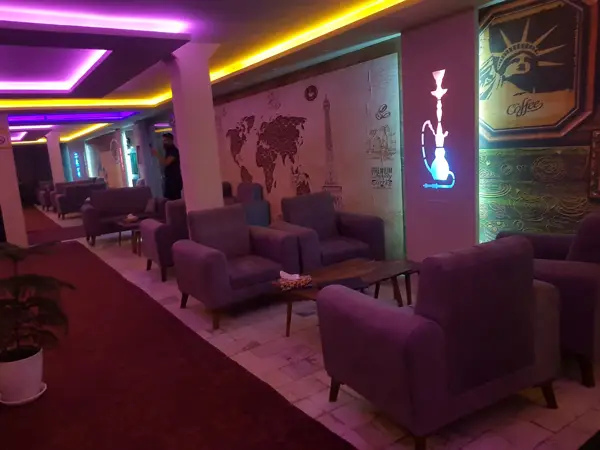  کافه قلیان شاین