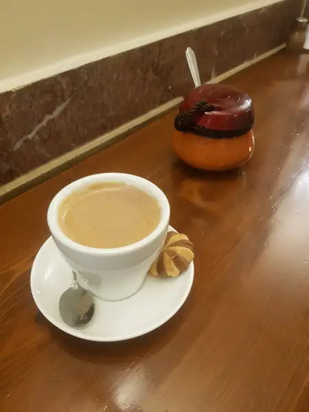  کافه لینت