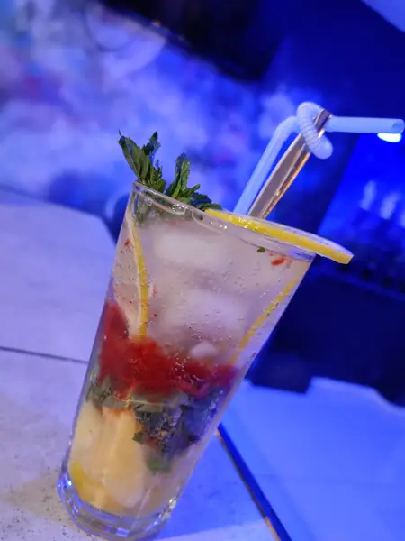 Cafe koocheh