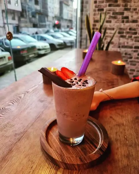  Cafe willow
